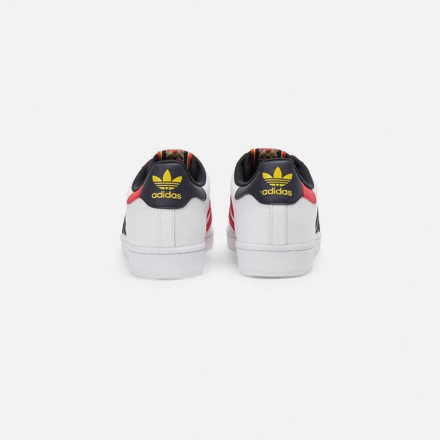 Фото № 3 с приближением к товару «‎Adidas Superstar »