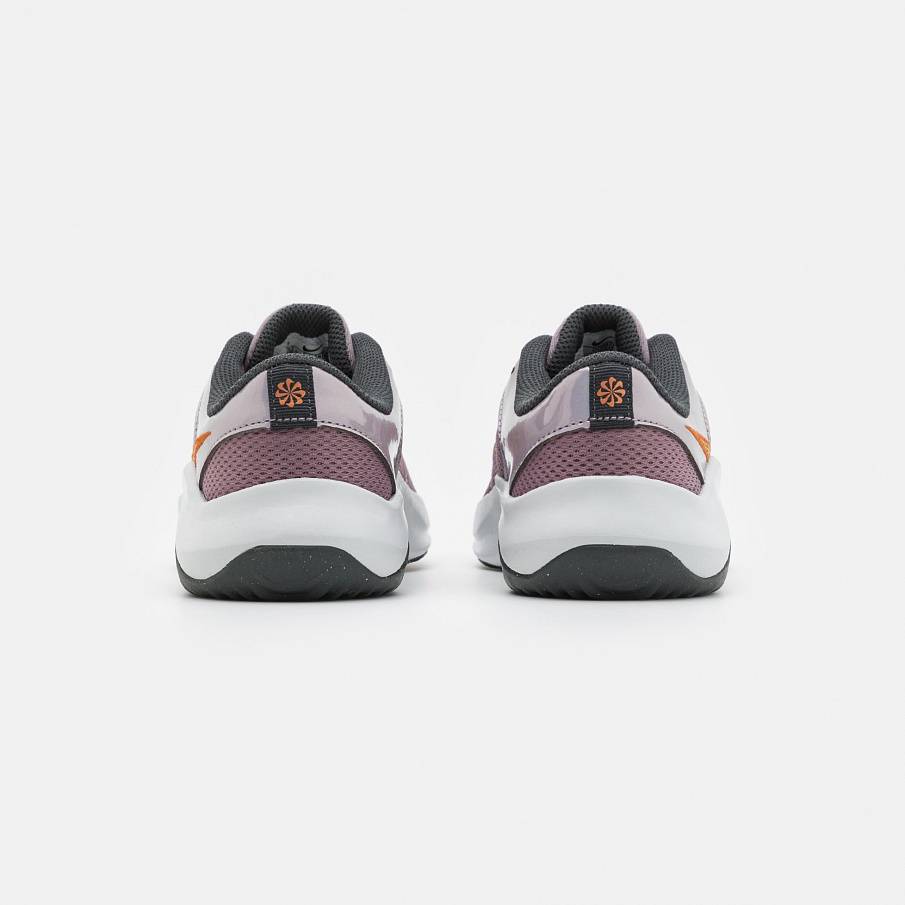 Фото № 3 с приближением к товару «‎Nike Legend Essential 3 NN P»