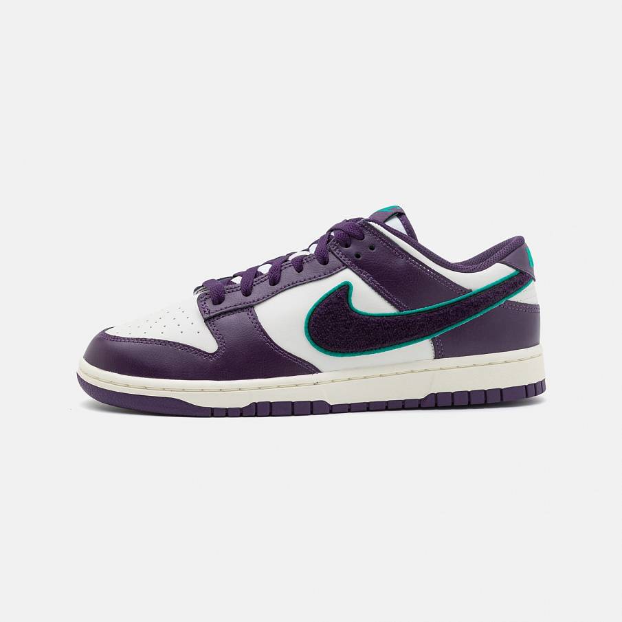 Фото № 1 с приближением к товару «‎Nike Dunk Retro University »