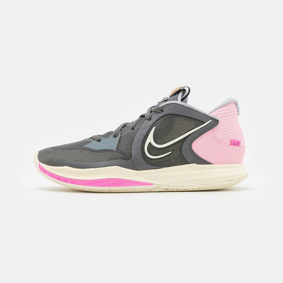 Фото № 1 с приближением к товару «‎Nike Kyrie 5 »
