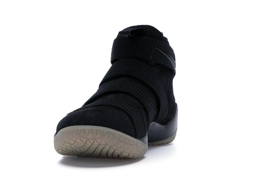 Фото № 2 с приближением к товару «‎Nike LeBron Zoom Soldier 11 Black Gum»