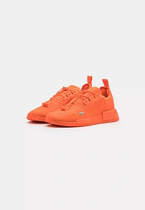 Фото № 3 с приближением к товару «‎NMD R1 TR UNISEX»