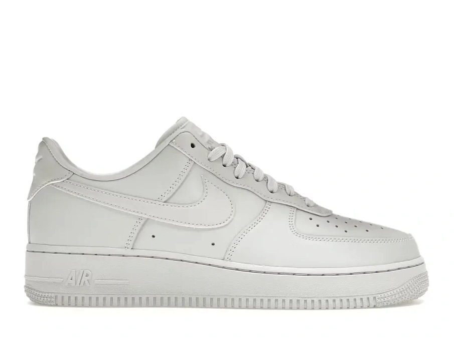 Фото № 1 с приближением к товару «‎Nike Air Force 1 Low '07»