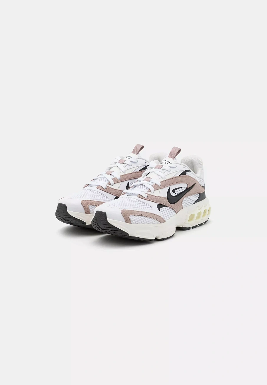 Фото № 2 с приближением к товару «‎WOMENS ZOOM AIR FIRE»