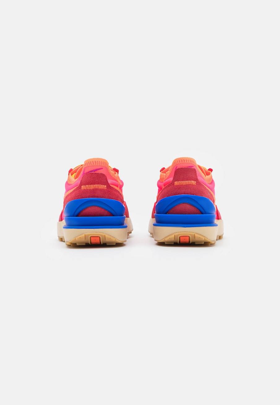 Фото № 5 с приближением к товару «‎Nike Waffle One »