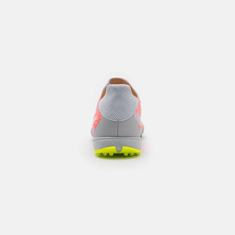 Фото № 3 с приближением к товару «‎Adidas X TF »