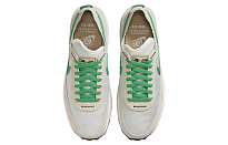 Фото № 4 с приближением к товару «‎ Nike Waffle One Sports Casual Shoes»
