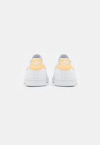 Фото № 4 с приближением к товару «‎Adidas Stan Smith »