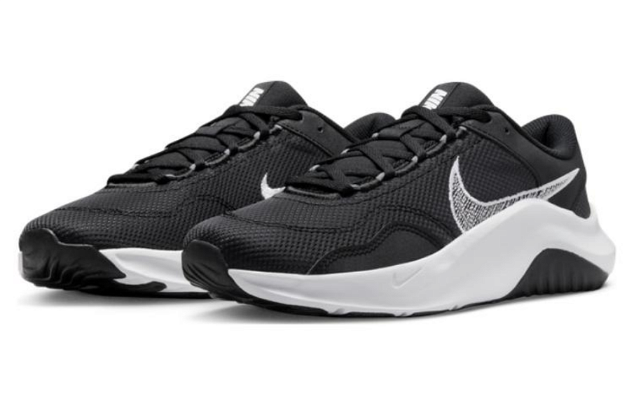 Фото № 3 с приближением к товару «‎ Nike Legend Essential Training shoes»