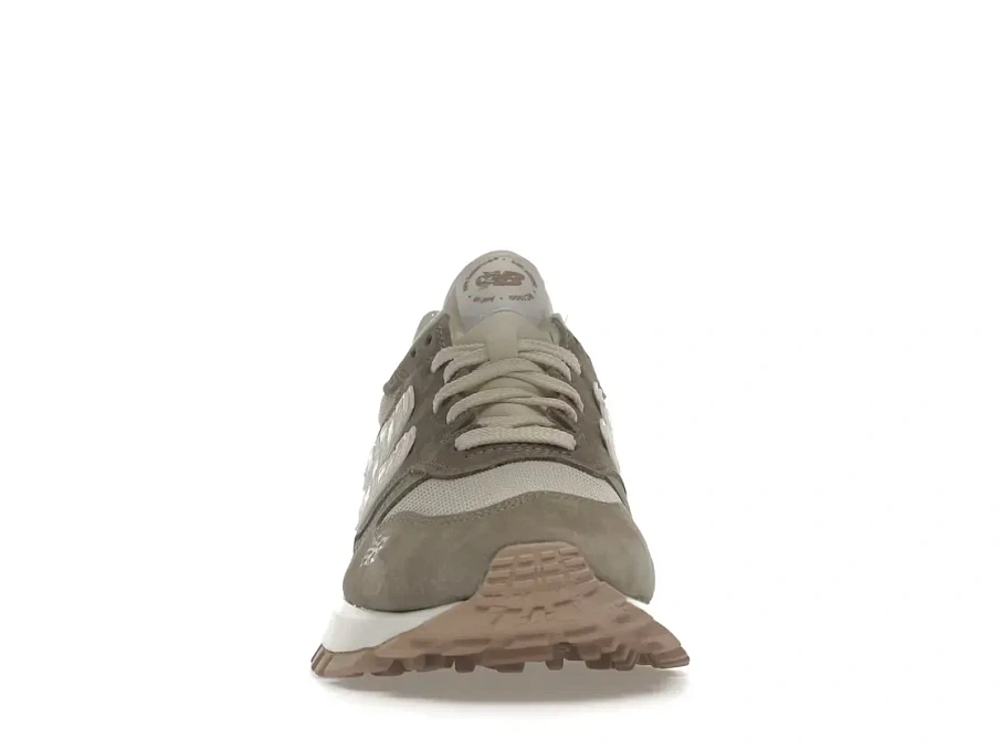 Фото № 2 с приближением к товару «‎New Balance RC 1300»
