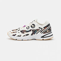 Фото № 2 с приближением к товару «‎Adidas Astir »