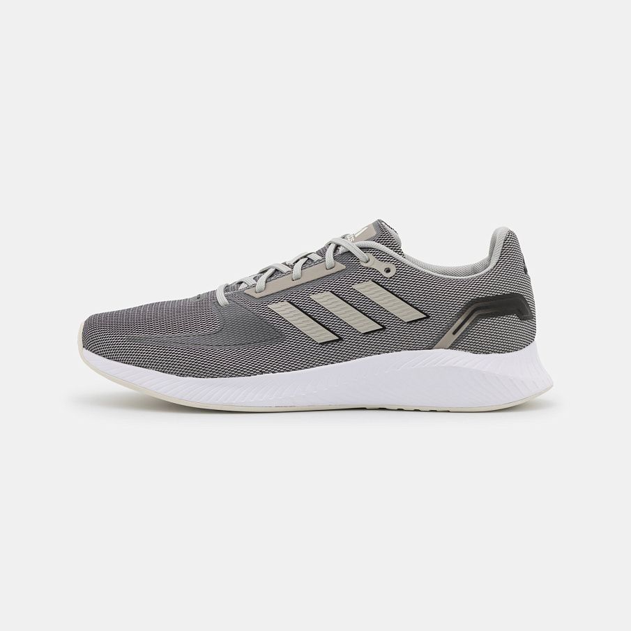 Фото № 1 с приближением к товару «‎Adidas 2.0»