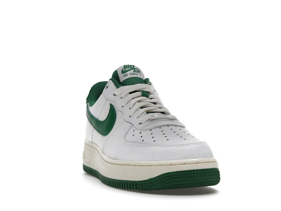 Фото № 2 с приближением к товару «‎Nike Air Force 1 Low 07 White Pine Green»