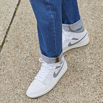 Фото № 1 с приближением к товару «‎Air Jordan 1 »