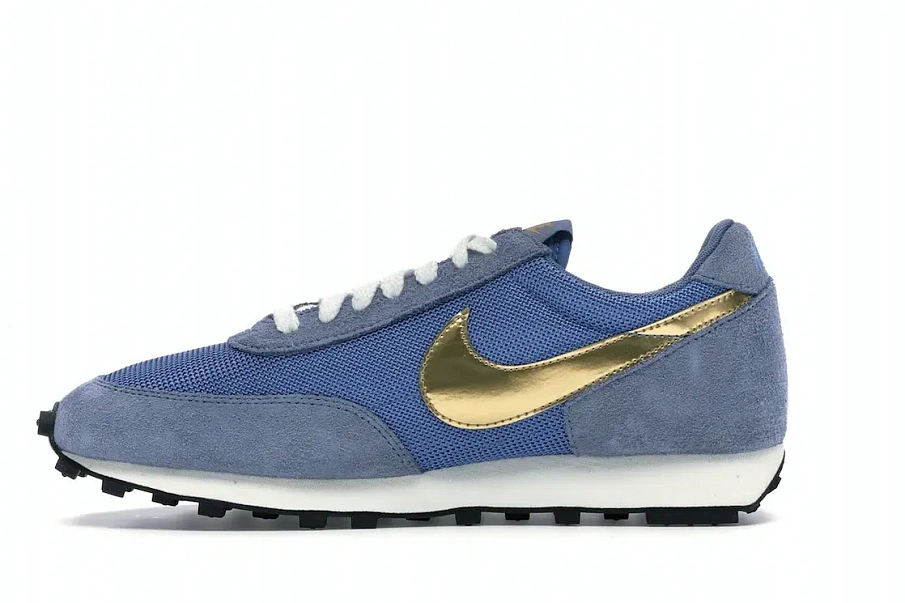 Фото № 3 с приближением к товару «‎Nike Daybreak Metallic Gold»