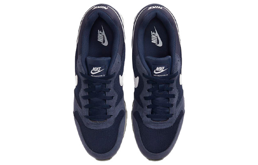 Фото № 4 с приближением к товару «‎Nike MD Runner 2»