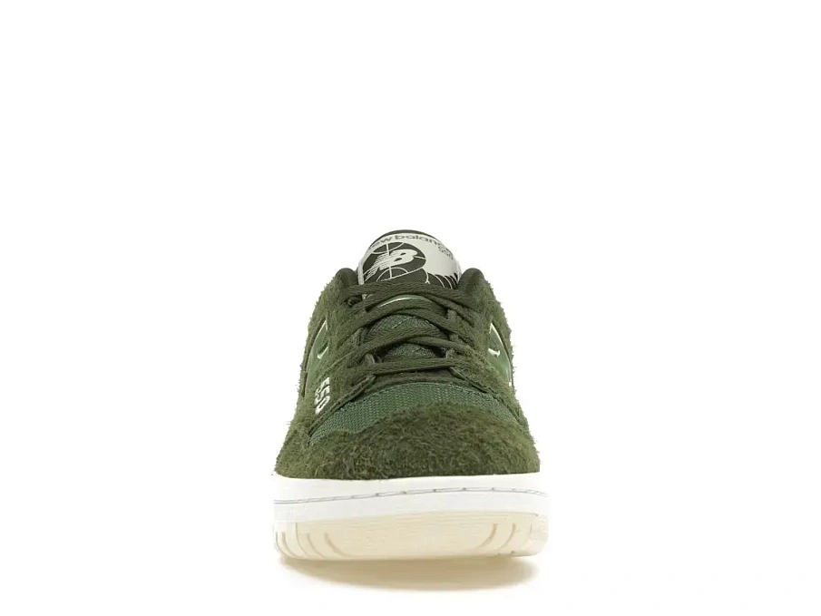 Фото № 2 с приближением к товару «‎New Balance 550»