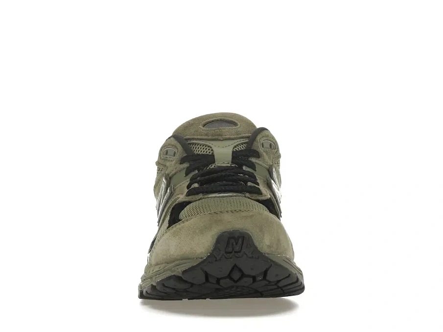Фото № 2 с приближением к товару «‎New Balance 2002R»