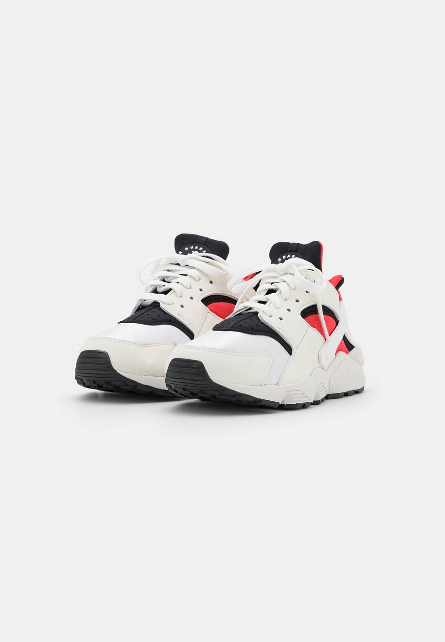 Фото № 1 с приближением к товару «‎Nike Air Huarache »