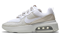 Фото № 1 с приближением к товару «‎Nike Air Max Verona Wmns BeigeWhite»