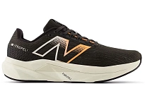 Фото № 1 с приближением к товару «‎New Balance FuelCell Propel v5»