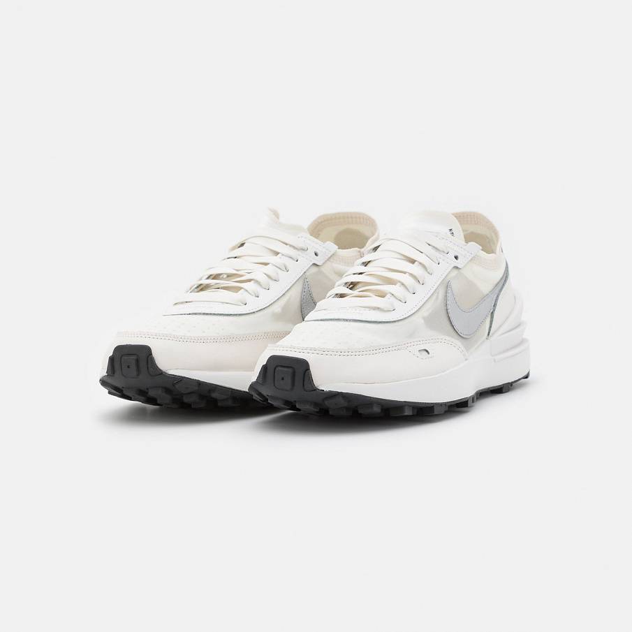 Фото № 3 с приближением к товару «‎Nike W Waffle One Ess »