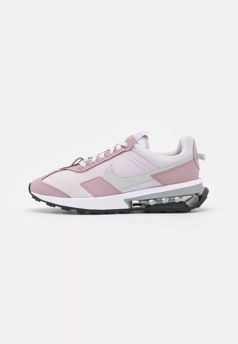 Фото № 2 с приближением к товару «‎AIR MAX PRE-DAY»