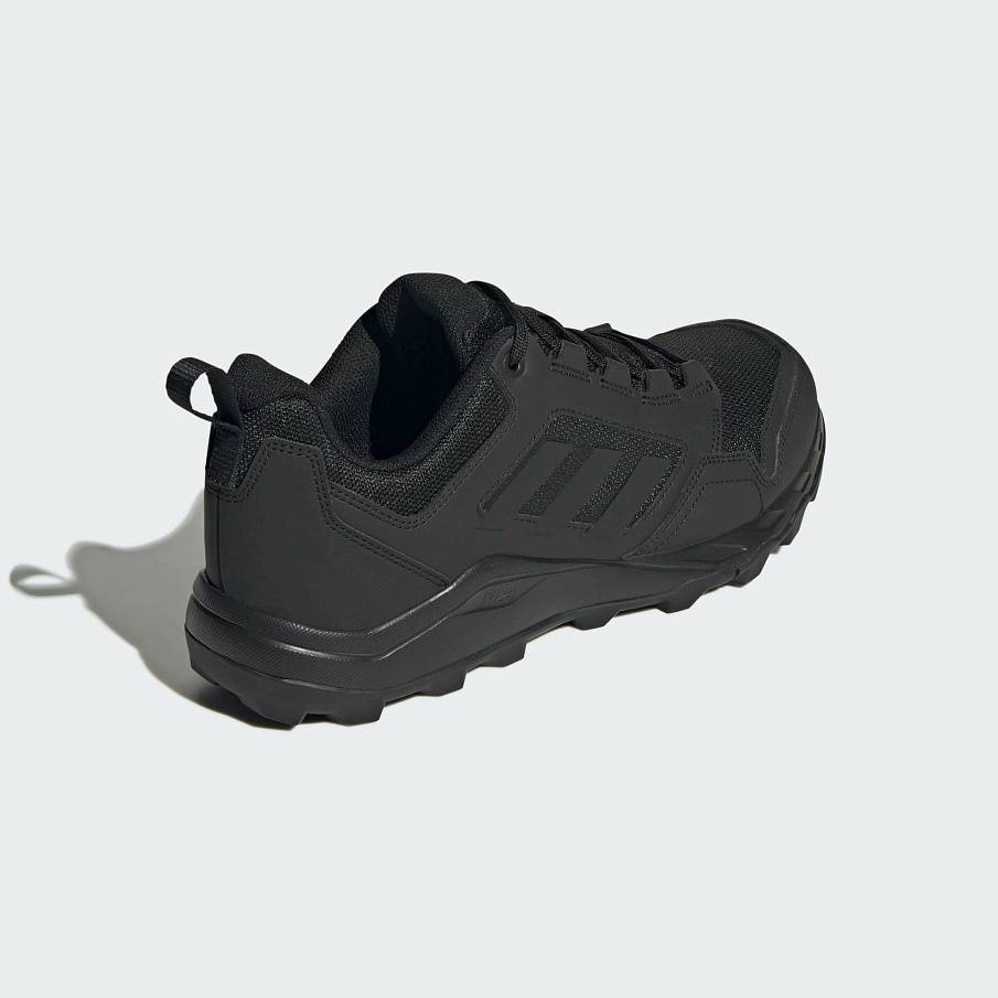 Фото № 4 с приближением к товару «‎Кроссовки Adidas SPAD542A4I4-Q11»