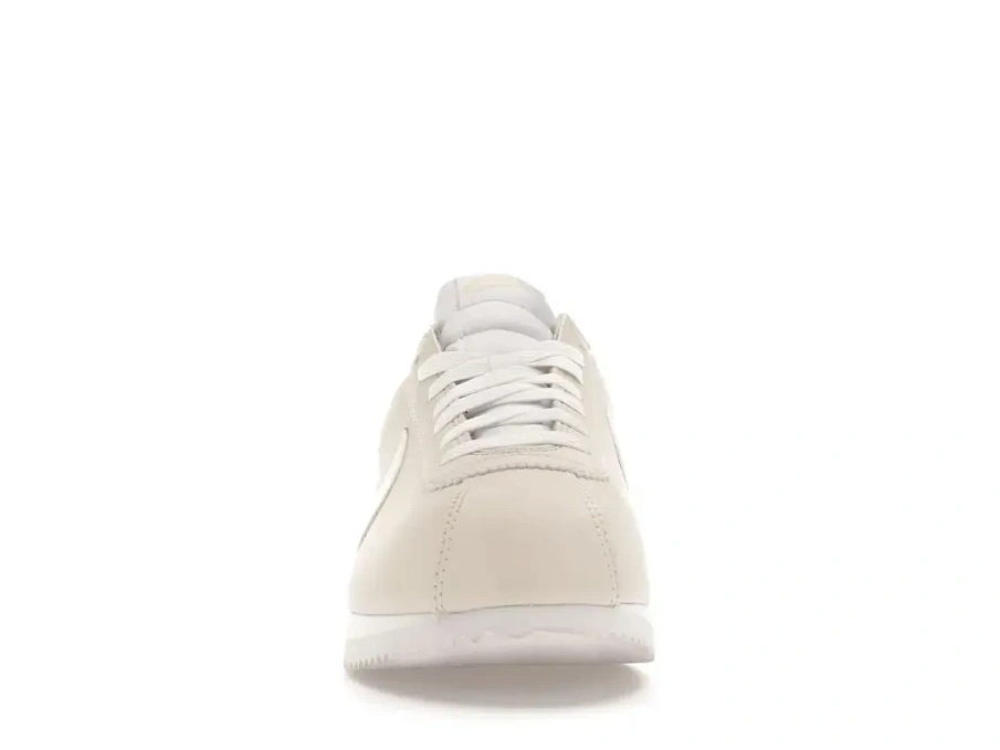 Фото № 2 с приближением к товару «‎Nike Cortez»