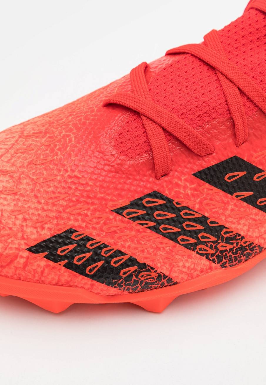 Фото № 5 с приближением к товару «‎Adidas Freak .3 L TF»