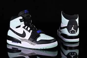 Nike Air Jordan Legacy 312 Igloo  - 3