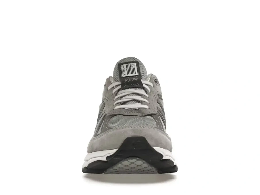 Фото № 2 с приближением к товару «‎New Balance 990v4»
