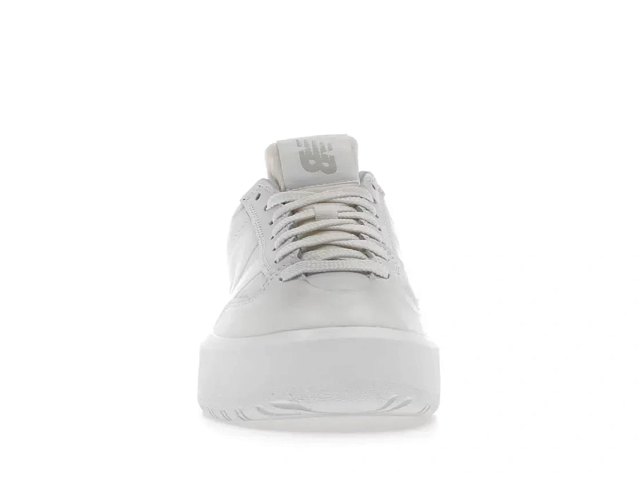 Фото № 2 с приближением к товару «‎New Balance CT302»