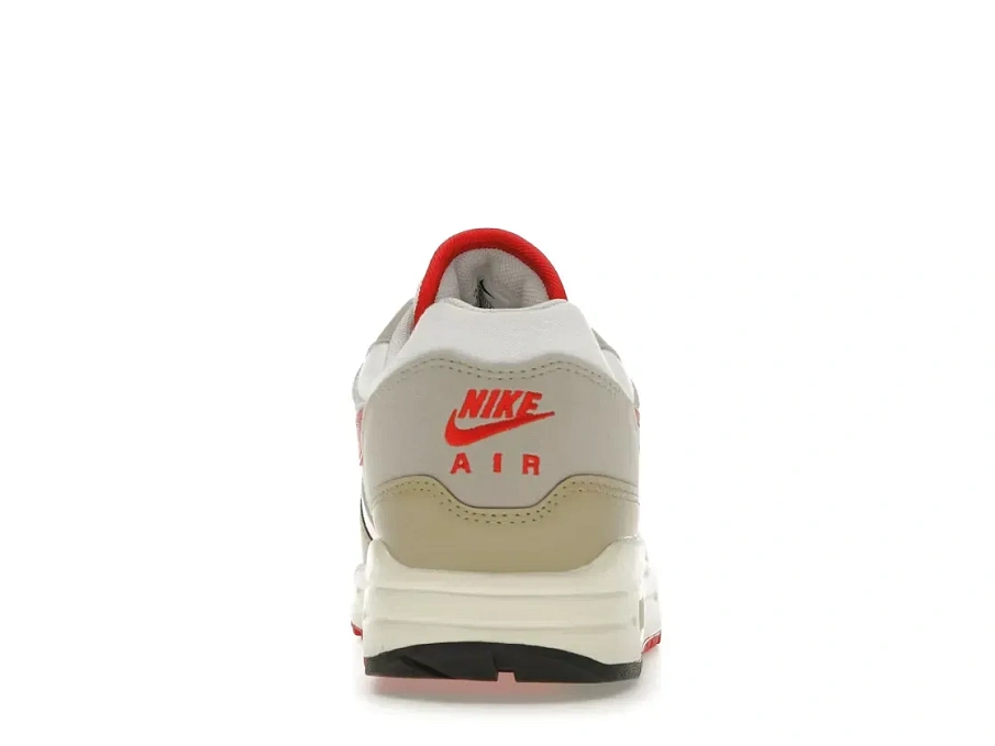 Фото № 4 с приближением к товару «‎Nike Air Max 1»