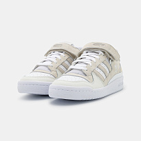Фото № 3 с приближением к товару «‎Adidas Forum »