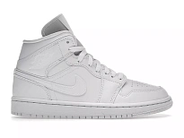 Фото № 1 с приближением к товару «‎Air Jordan Mid Triple White (2022) »