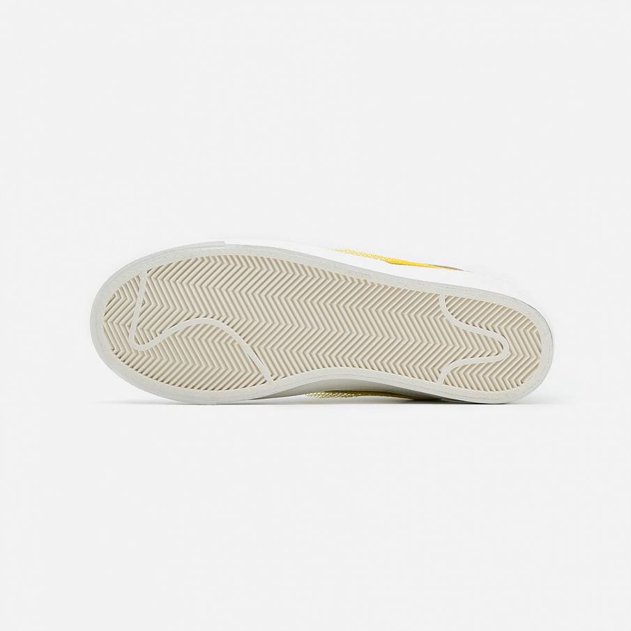 Фото № 5 с приближением к товару «‎Nike Blazer 77 »