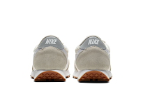 Фото № 3 с приближением к товару «‎Nike Daybreak QS Sports Shoes »