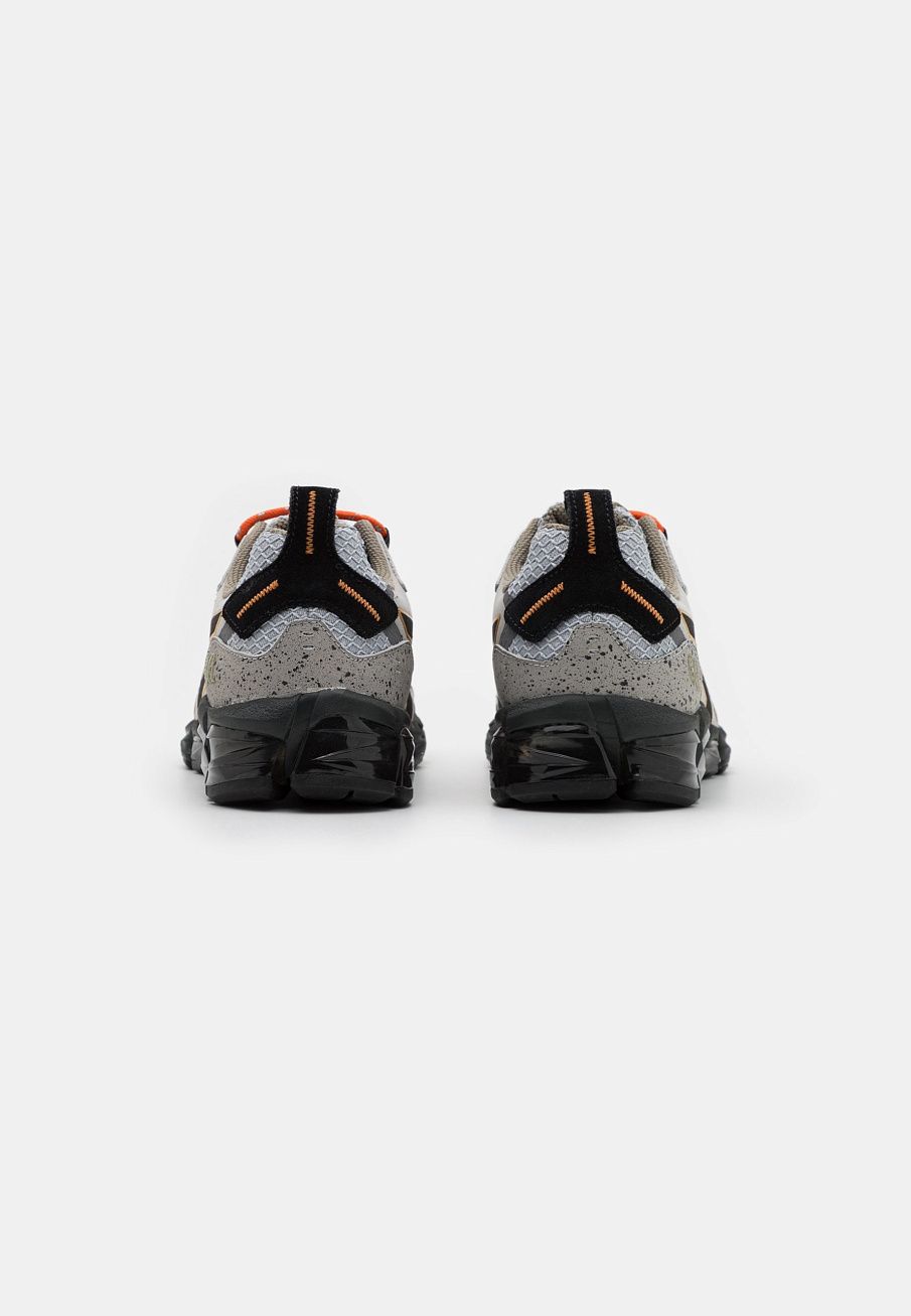 Фото № 3 с приближением к товару «‎Asics Gel Quantum 180 »
