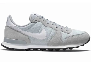 Nike Internationalist