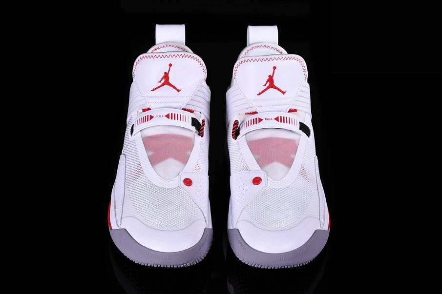 Фото № 4 с приближением к товару «‎Nike Air Jordan XXXIII SE Basketball shoes White Gym Red Black»
