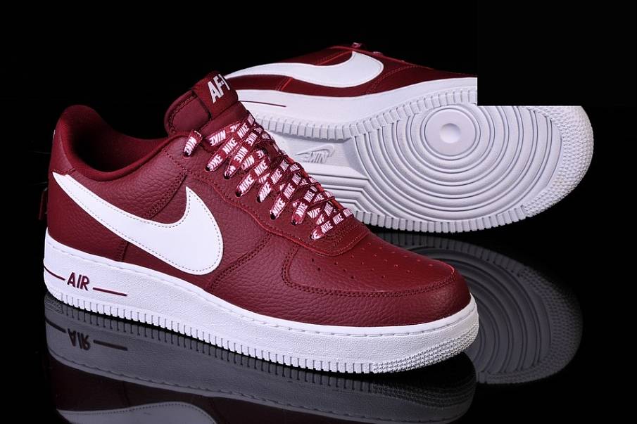 Фото № 2 с приближением к товару «‎Nike Air Force 1 ’07 Lv8 Nba Pack Team »