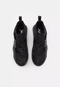 Фото № 4 с приближением к товару «‎JORDAN STAY LOYAL 2»