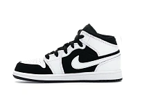 Фото № 3 с приближением к товару «‎Jordan 1 Mid»