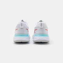 Фото № 3 с приближением к товару «‎Nike DO»