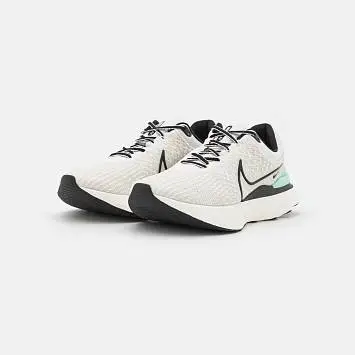 Nike React Infinity 3 - 2