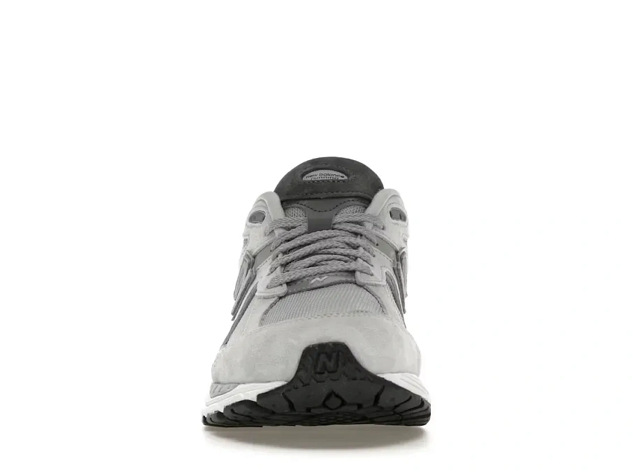 Фото № 2 с приближением к товару «‎New Balance 2002R»