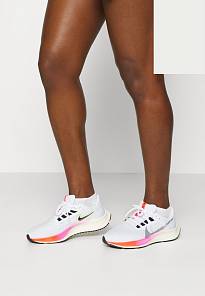 Фото № 3 с приближением к товару «‎Nike Air Zoom Pegasus 38»
