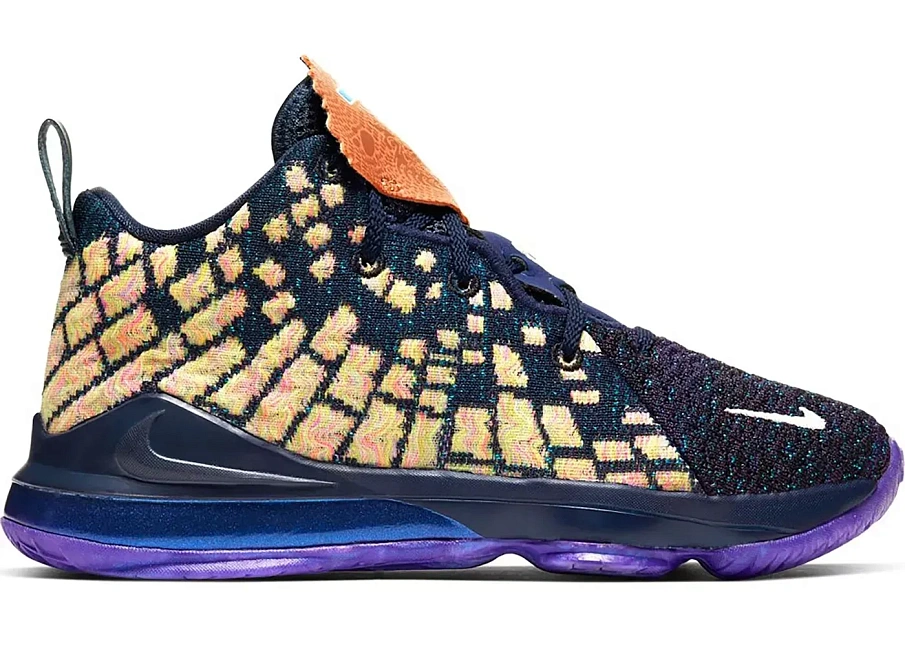 Фото № 1 с приближением к товару «‎Nike LeBron 17»