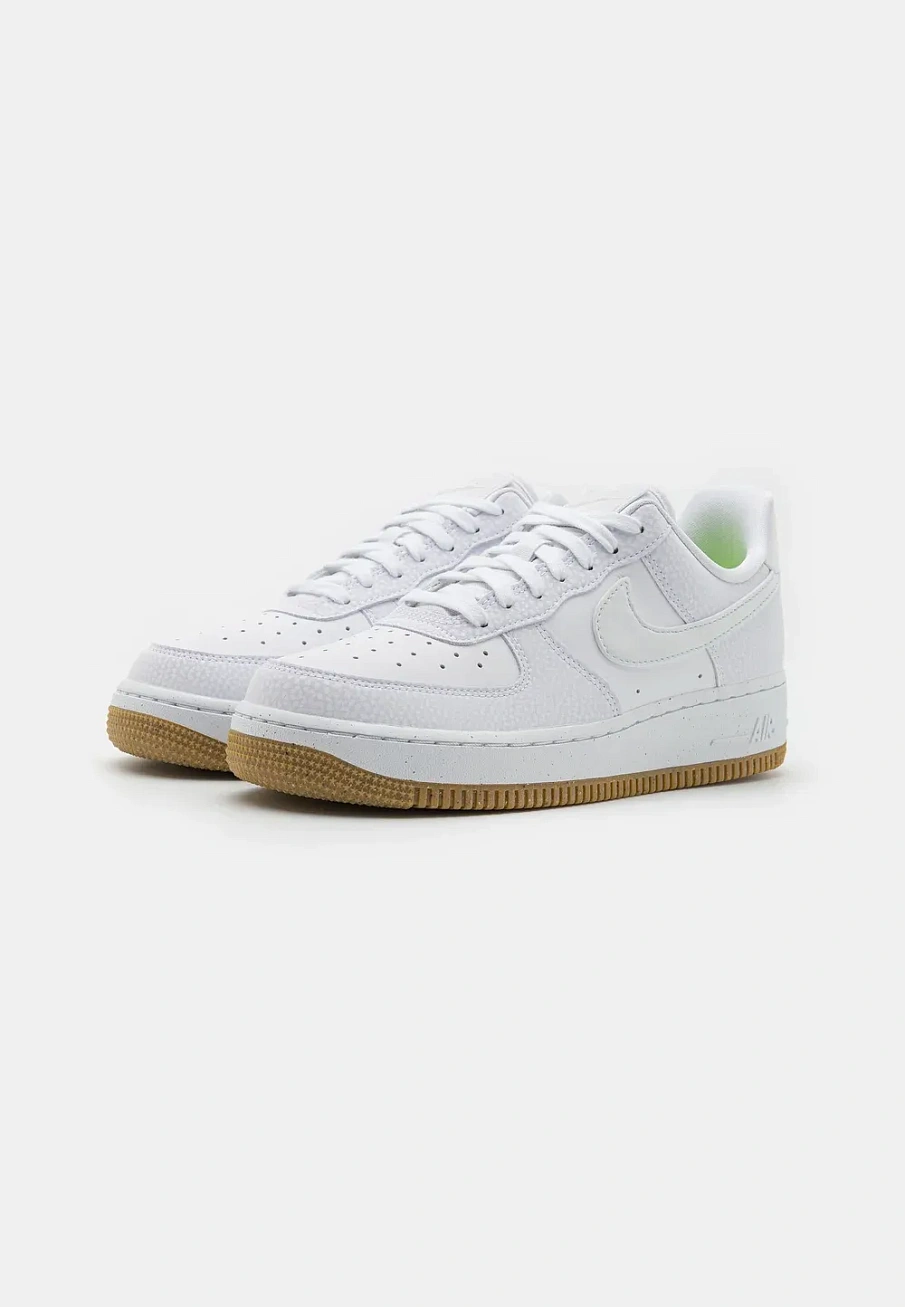 Фото № 2 с приближением к товару «‎AIR FORCE 1 07»
